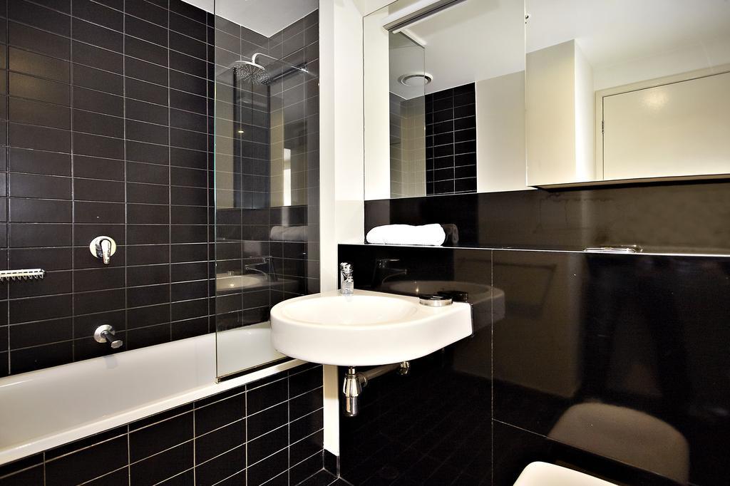 Astra Apartments Melbourne Szoba fotó